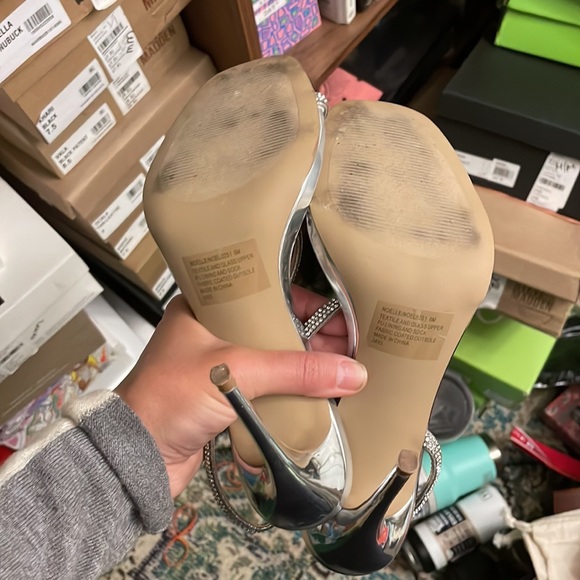 Revolve Steve Madden rhinestone heel - Picture 5 of 7